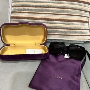 GUCCI Large Black Glitter Square Gucci Sunglasses GG0102S brand New